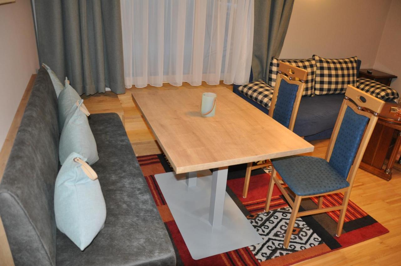 Erdhaeuser Und Apartments Mit Seeblick Und Alleinlage ไวส์เซินซี ภายนอก รูปภาพ