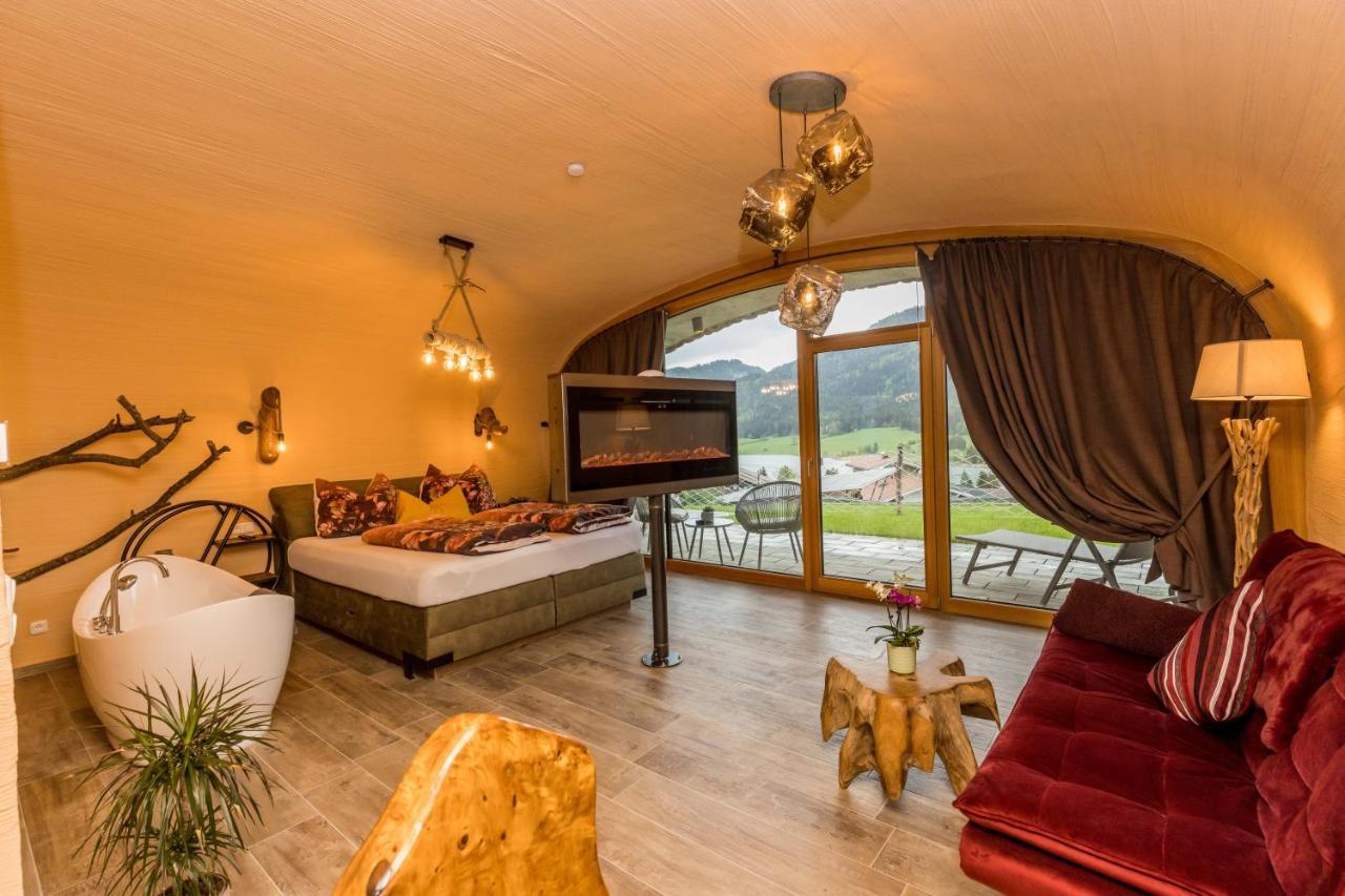 Erdhaeuser Und Apartments Mit Seeblick Und Alleinlage ไวส์เซินซี ภายนอก รูปภาพ